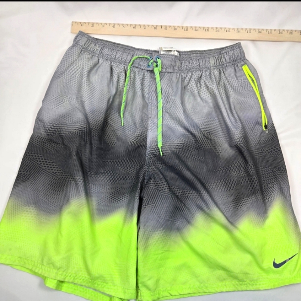 Nike Swim Trunk Mens XL Lined Shorts Swimming Beach Surf Summer Gray& Lime Green